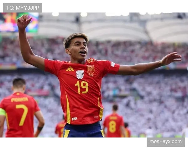 拉玛西亚青训营再育新星，未来足坛巨星崭露头角