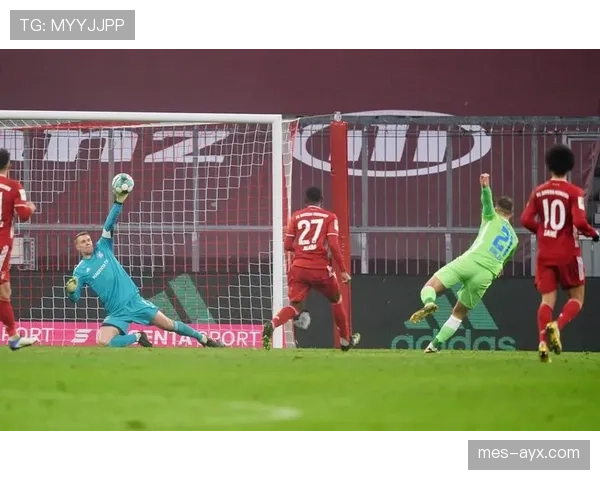 巅峰赛季扑救成功率领跑：诺伊尔的门线能力